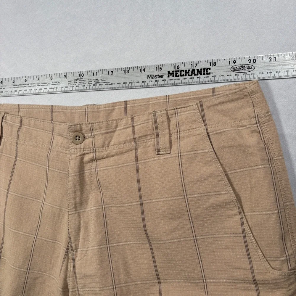 The North Face Cargo Shorts Mens 40 Tan Plaid AXEY Cotton‎ Blend Outdoor Hiking